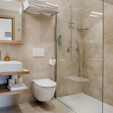 Tursic Guest house 3*